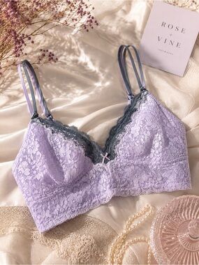 Rose + Vine Lavender Lace Bralette Soft Cup Bra Double Strap Balletcore M